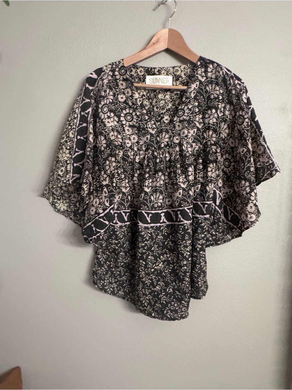 ANTHRO | SUNNER Floral Flutter Sleeve Blouse